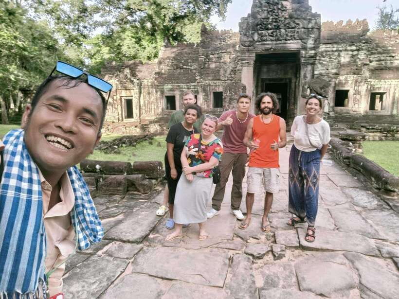Siem Reap: Grand circle tour Sun set on bakeang hill & Guide - Pickup, pacing, and what $19 actually covers