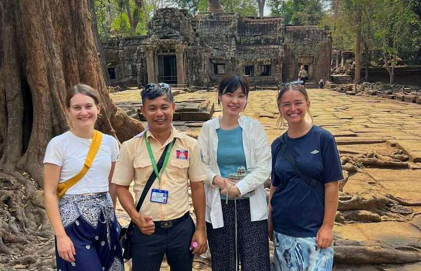 Siem Reap: Grand circle tour Sun set on bakeang hill & Guide - Guides make the day: what friendly, organized leadership changes