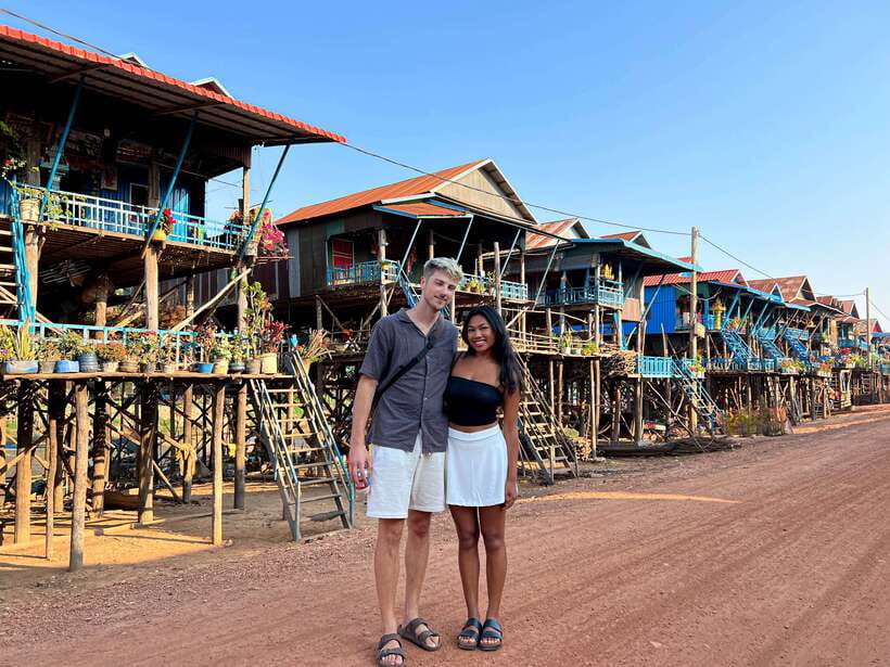 Siem Reap: Kampong Phluk and Tonle Sap Sunset Boat Cruise - Reaching Kampong Phluk: from ferry port to stilt-house life