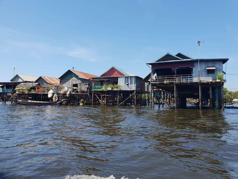 Siem Reap: Kompong Khleang Floating Village Guided Tour - Seasonal reality check: when the village truly looks like it floats