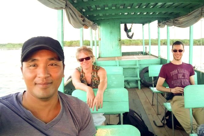 Siem Reap: Kompong Pluk Tonle Sap , Floating Village Tour Cruise - Getting there from Siem Reap: AC pickup helps, but roads can still be rough