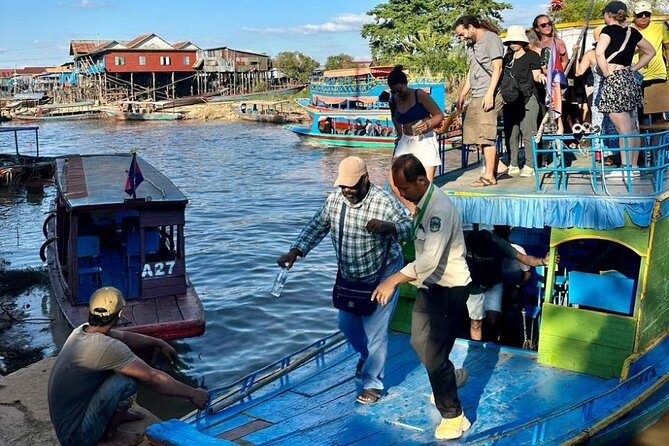 Siem Reap: Kompong Pluk Tonle Sap , Floating Village Tour Cruise - Roka Pagoda and the Rolous market: culture stops that aren’t just a photo break