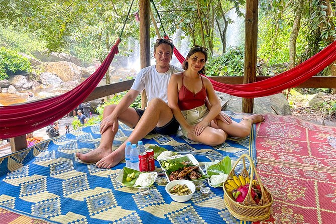 Siem Reap Kulen Mountain Waterfall Tour and Picnic lunch - Poeng Ta Kho Cliff View: A Short Walk With Big Payoff