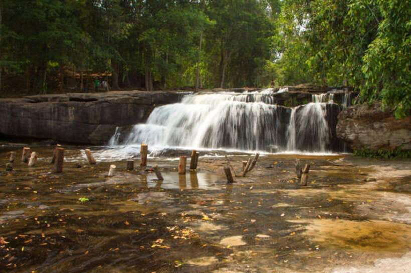 Siem Reap: Kulen Waterfall by Private Tour - 1000 Lingas: the riverside stop that feels cinematic