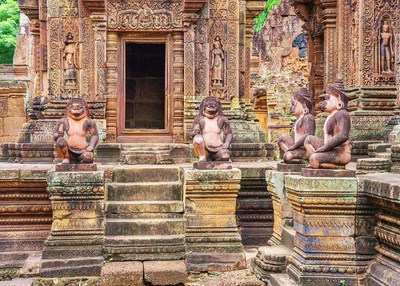 Siem Reap: Kulen Waterfalls and Banteay Srei Tour - Banteay Srei: why the Citadel of Women is worth the focus