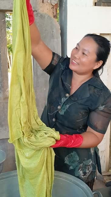 Siem Reap: Lotus Silk Farm- Tour, Lake & Masterclass - Who should book this lotus-silk craft tour (and who might skip it)