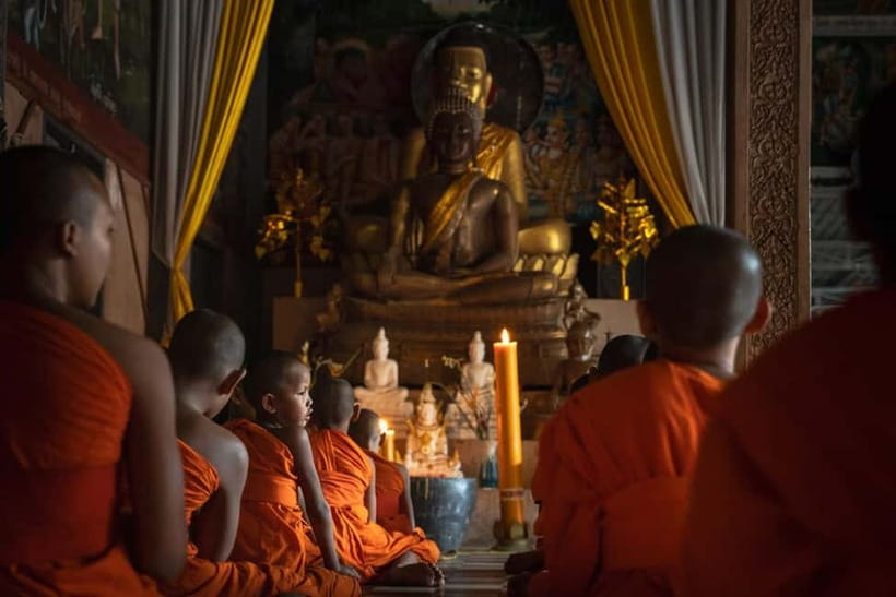 Siem Reap: Monk Blessings and Village Life Scooter Tour - West Baray Pagoda: Buddhist Paintings and the Monk Blessing Moment