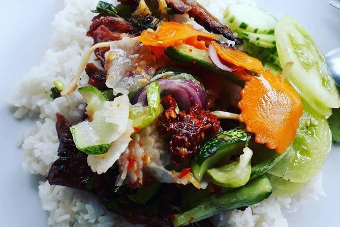 Siem Reap Morning Culinary & Culture Tour - (Vego also available) - Stop 2: A mother-and-daughter street shop and the most famous breakfast style