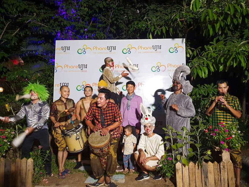 Siem Reap: Phare, the Cambodian Circus Show Tickets - Backstage Insider tour: what you learn before the lights drop
