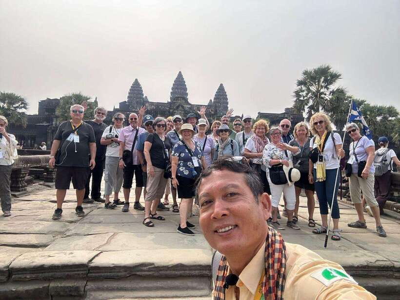 Siem Reap: Private Angkor Wat & Bakheng Mountain Sunset Tour - Timing, dress code, and other practical realities