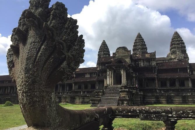 Siem Reap: Private Custom Angkor Wat Tour with Local Guide - Preah Palilay: a short, quieter break from the big names