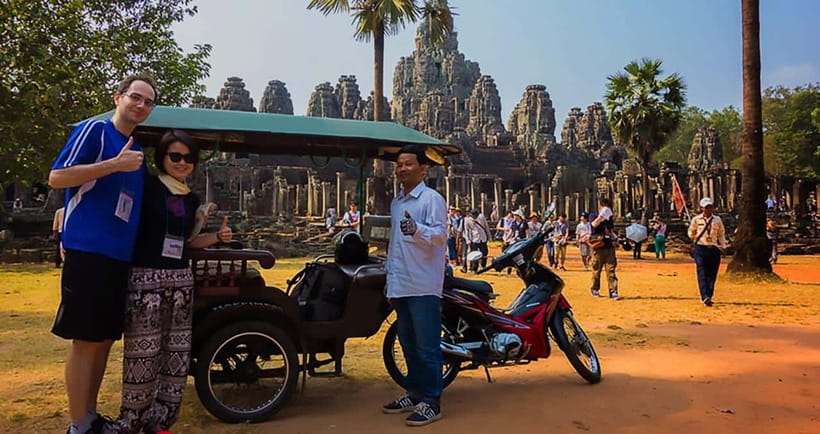 Siem Reap : Private Tuk-Tuk Tour of the Magnificent Temples. - Angkor Wat: the lotus-bud look and the best first impression
