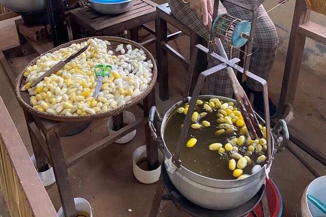 Siem Reap: Silk Farm & Countryside Offbeat Jeep Tour - Rice noodles, bamboo sticky rice, and weaving baskets