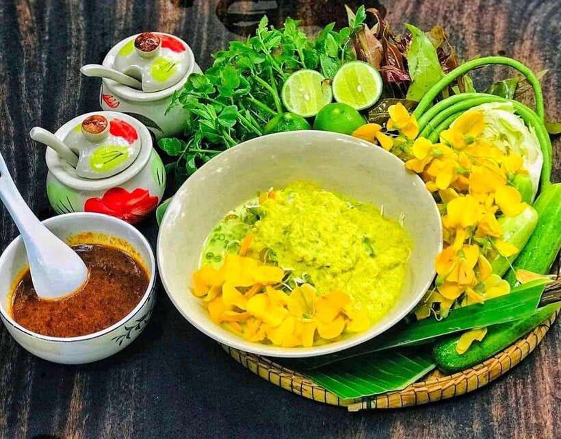 Siem Reap: Street Food Experience by Tuk-Tuk - Street 60: skewers, desserts, and the market vibe you came for