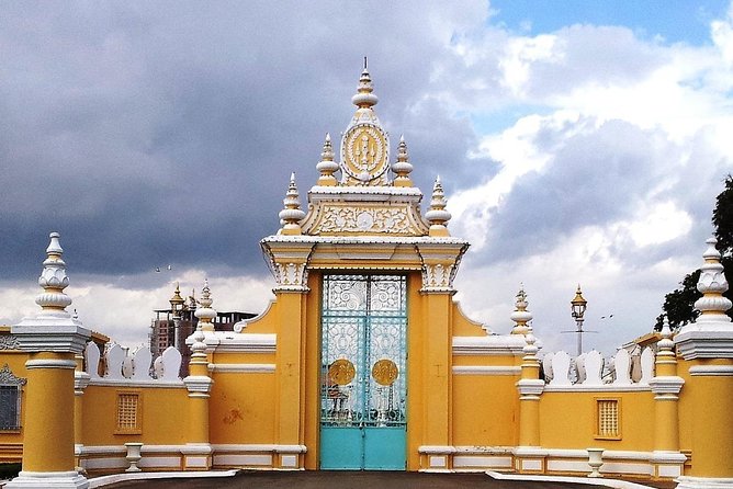 Siem Reap to Phnom Penh by Private Car or Minivan - The real fit: who should book this private transfer