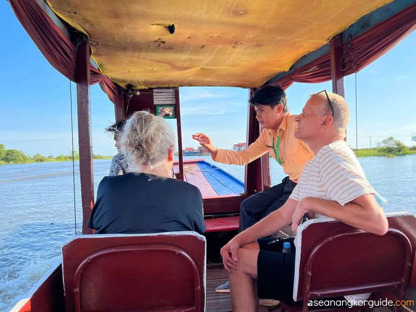 Siem Reap: Tonle Sap and Kampong Phluk Tour with Street Food - Guides and drivers: why the explanation makes the food and lake parts click