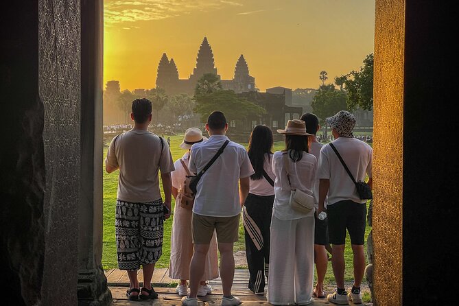 Siem Reap Tourist Attractions 2 Day Angkor Wat Shared Tour - Ta Prohm and Srah Srang: When the Morning Breaks the Rules