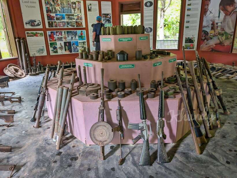 Siem Reap: War Museum included Ticket & Free Round trip - Why the War Museum Cambodia feels different in Siem Reap