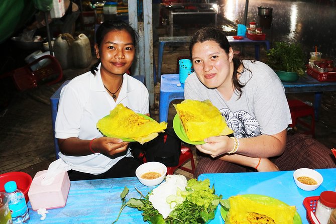 Street Food Tasting Tour including Dinner - Siem Reap’s big night market picnic spot (and the bug test)