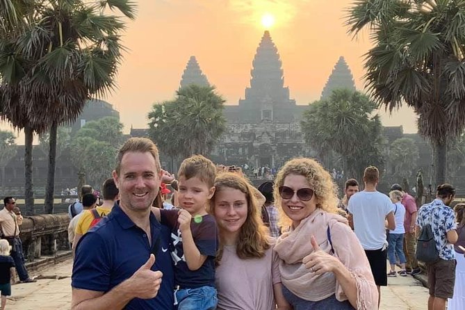 Sunrise Angkor Wat Temple Half Day Tour ( Small-Group Tour) - Bayon Temple’s Hundred Faces: what to focus on during your hour