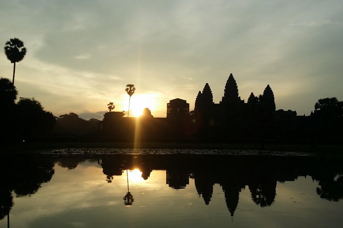 Sunrise in Angkor and Banteay Srei Private Tour - Banteay Srei: pink stone carvings and the Citadel of the Women