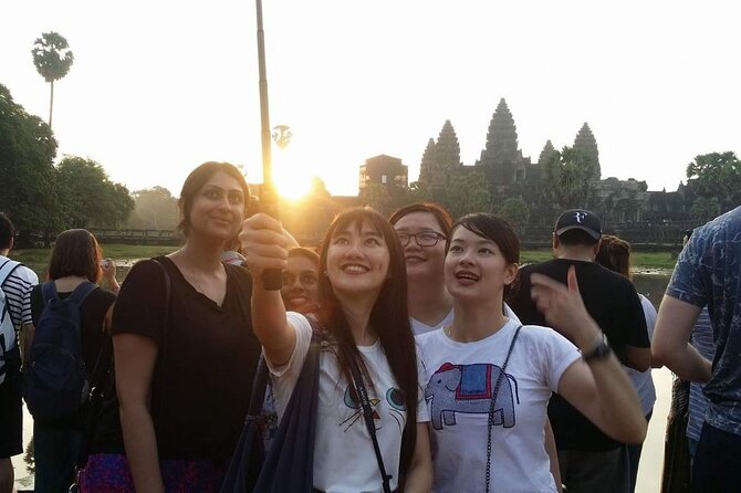 Sunrise in Angkor and Banteay Srei Private Tour - Pickup, tickets, and how your morning is planned