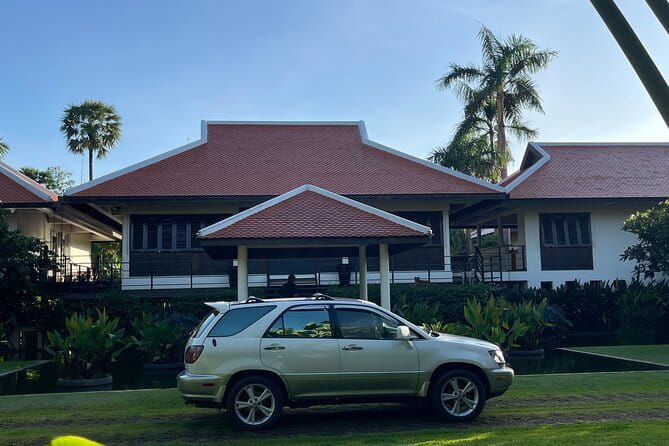 Taxi From Phnom Penh to Kampot or Kep - In the car: cleanliness, comfort, and English when it helps