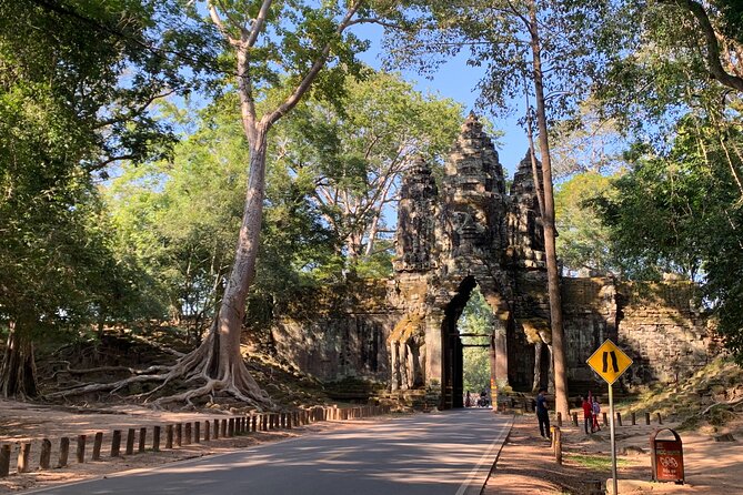 Taxi Siem Reap to Phnom Penh-English Speaking Driver - The Drive Itself: 5–6 Hours, Plus Real-World Flex