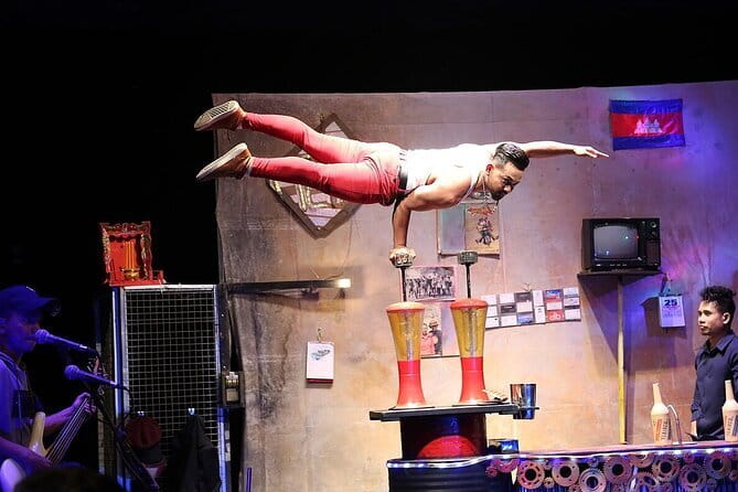 The Cambodian Circus Show and Pub Street Night Market - How the 3-hour schedule works at night