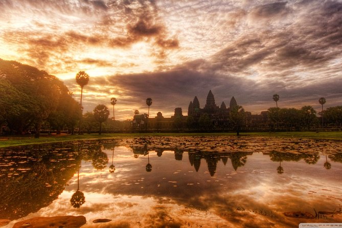 Three-day tour Discovering Siem Reap highlight ,Beng Mealea and Floating Village - Why Sunrise at Angkor Wat Makes This Itinerary Work