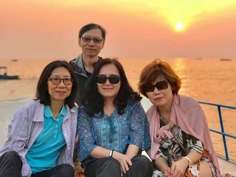Tonle Sap Tour of Kompong Phluk Village & Evening Food tour - Pickup, timing, and the drive out of Siem Reap