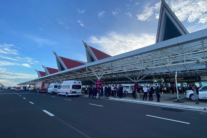 Transfer from Hotels in Siem Reap City to Siem Reap Airport - English-speaking drivers and the small comfort wins