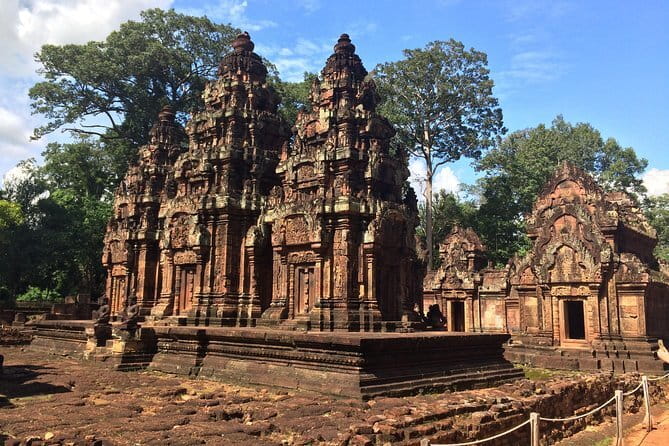 Two Days Angkor Complex, Beng Mealea plus Kampong Phluk Village - Day 1 at Angkor: Angkor Wat, South Gate, Bayon, and Ta Prohm