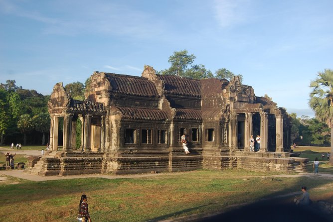 Two Days Angkor Historical and Kulen Mountain Waterfall - Bayon, Baphoun, and Ta Prohm: two different kinds of wow