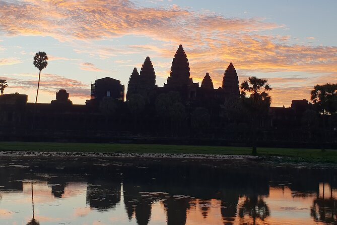 Two Days Angkor Tour - Day 2 in Siem Reap: Kompong Phluk and culture stops