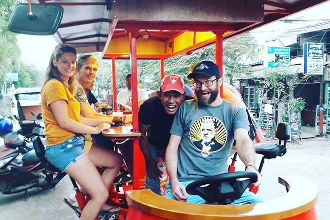 Unlimited Drinks! Pre-Game Session - 1 Hour - Riverside cruise: views without the walk