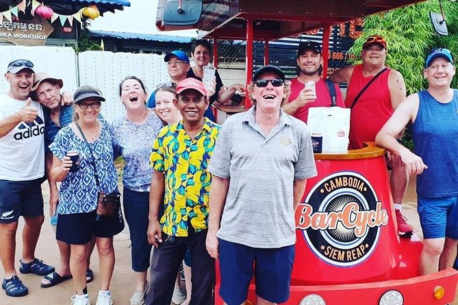 Unlimited Drinks - Sunset City Tour - 2 Hours - What’s included: unlimited drinks, music choice, Wi‑Fi, and raincoats