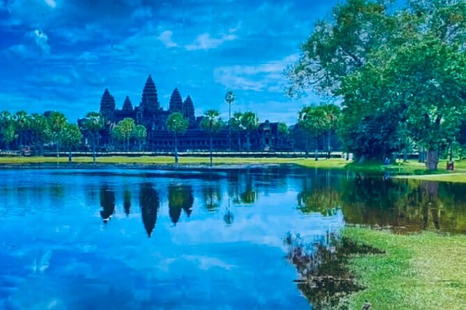 Wildlife Expedition: Elephant Sanctuary, Kbal Spean Banteay Srei - Stop 2: Bayon Temple and the Mahayana face towers
