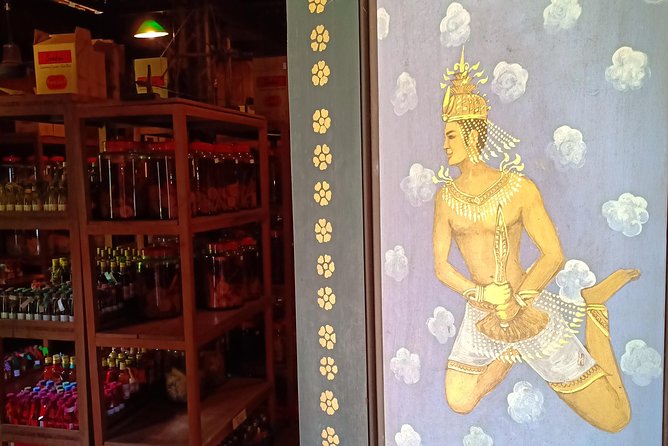 Workshop Visit and Sombai Liqueur Tasting - Where You Go: Wat Damnak and the Workshop Hours